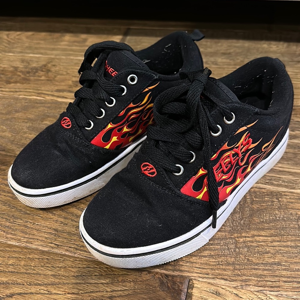 Heelys black with flames roller sneakers